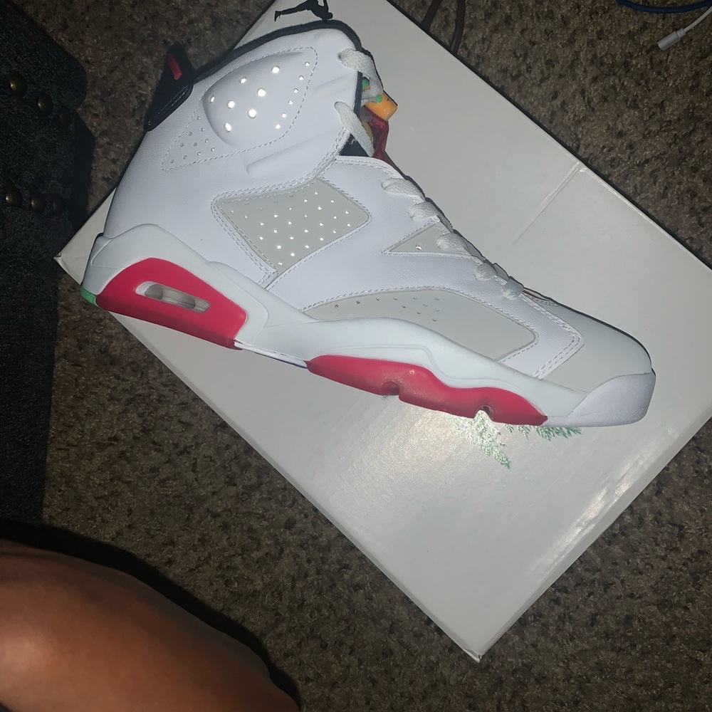 Jordan 6s - Picture 3 of 6